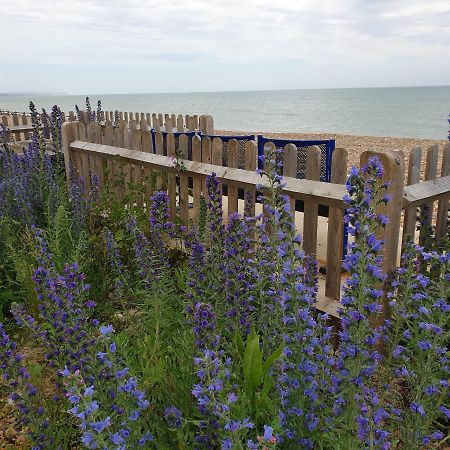 Beachfront Studio بيفينسي المظهر الخارجي الصورة